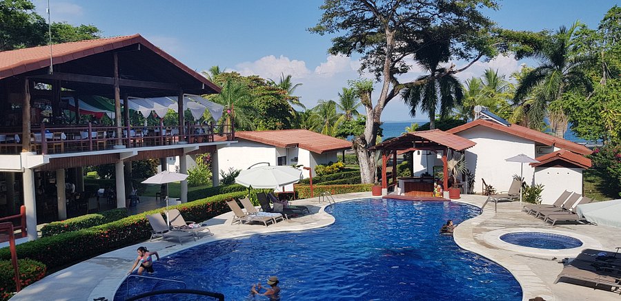 hotel in Puerto Jimenez with Pool